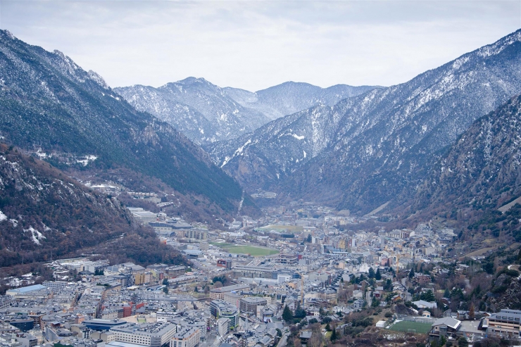 Una vista panoràmica d'Escaldes Engordany i d'Andorra la Vella.